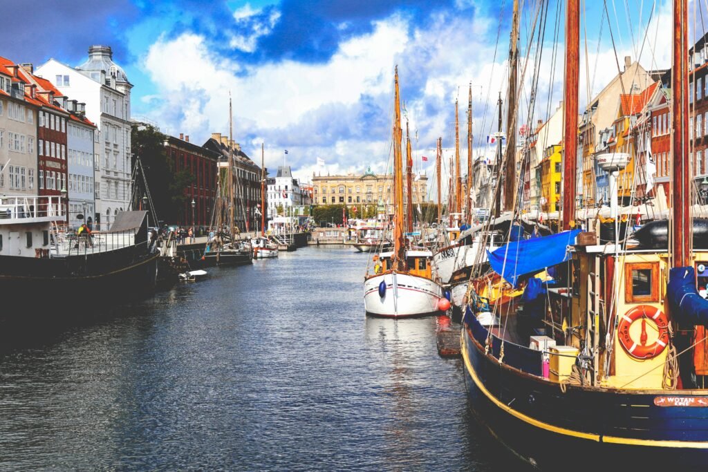 Tour panorámico de Copenhague y Nyhavn en el circuito europa multipaís 10 días