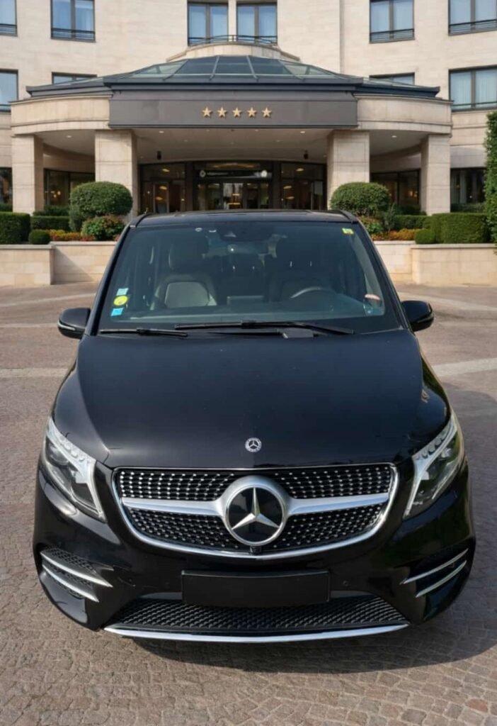 Schiphol Airport transport options including taxi, train and private transfer services at arrivals